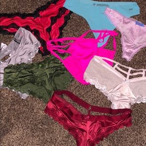 8 pairs of VS panties